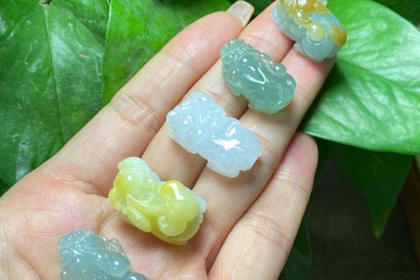 金命人适合佩戴哪些貔貅?教你选择心仪的貔貅 金命人适合佩戴哪些貔貅?教你选择心仪的貔貅