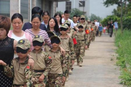 解析2024年龙宝宝的命格：如何培养聪明自信的未来领袖！