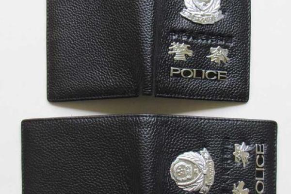 探秘木命钱包的颜色选择:怎样让你的钱包更旺财? 探秘木命钱包的颜色选择:怎样让你的钱包更旺财?