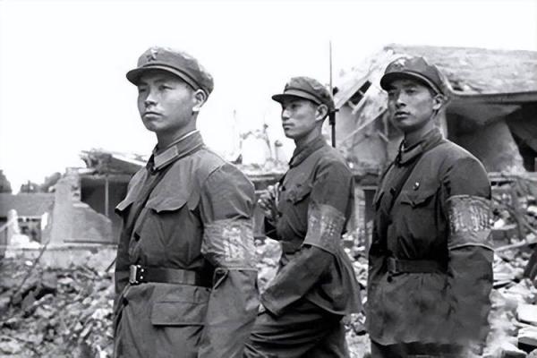 1976年出生的人命运解析:踏上辉煌人生之路 1976年出生的人命运解析:踏上辉煌人生之路