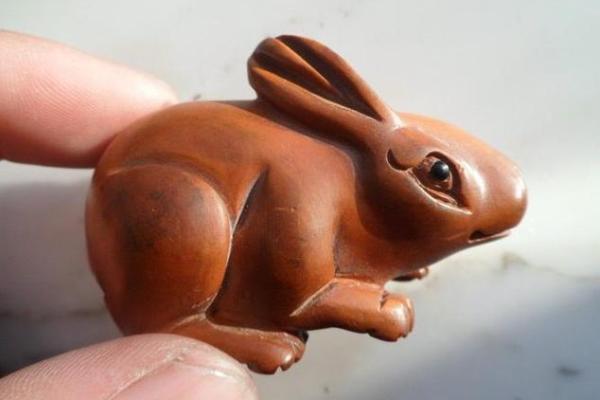 1983年属什么命?探秘兔年出生者的命理与性格 1983年属什么命?探秘兔年出生者的命理与性格