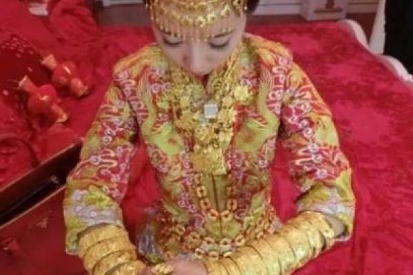 富豪算什么?命格女孩的成功之路 富豪算什么?命格女孩的成功之路