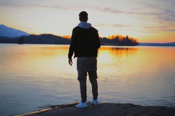 1998年出生的男生:命运与性格的完美结合 1998年出生的男生:命运与性格的完美结合