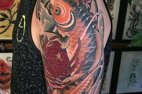 火命女性最适合的纹身图案与寓意解析 火命女性最适合的纹身图案与寓意解析