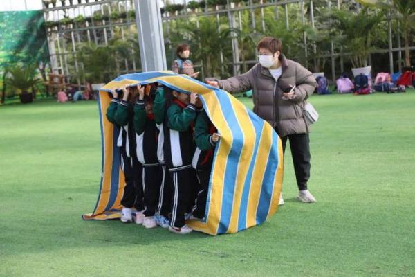 探秘“仆登车”的文化内涵与生活智慧 探秘“仆登车”的文化内涵与生活智慧