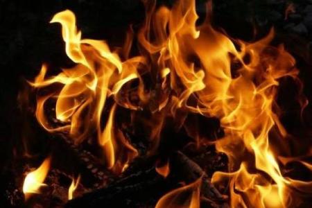 探秘命理：如何判断五行缺火的命格及其影响