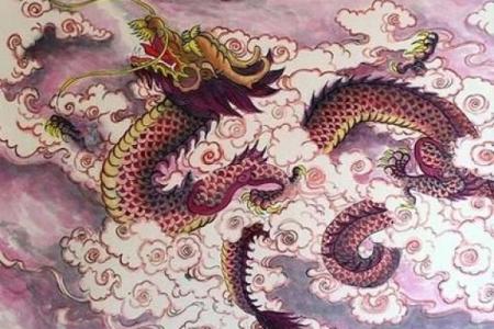 2012属龙女性命运解析：机遇与挑战并存的精彩人生