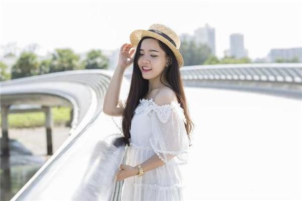 揭秘:头发特别厚的女士究竟有何命运与魅力? 揭秘:头发特别厚的女士究竟有何命运与魅力?