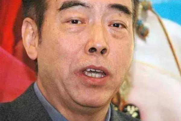 71年出生的男人:独特的命运与人生轨迹 71年出生的男人:独特的命运与人生轨迹