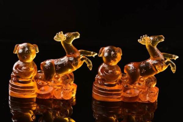 解析双鸡双猪命格，揭示命理中的独特魅力与人生轨迹