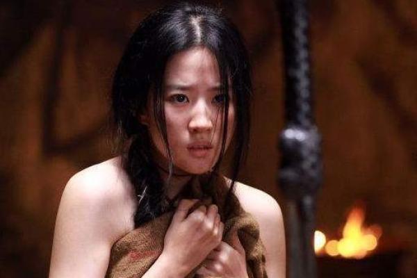 手脚纤细的女孩是什么命?解密她们的生活与命运 手脚纤细的女孩是什么命?解密她们的生活与命运