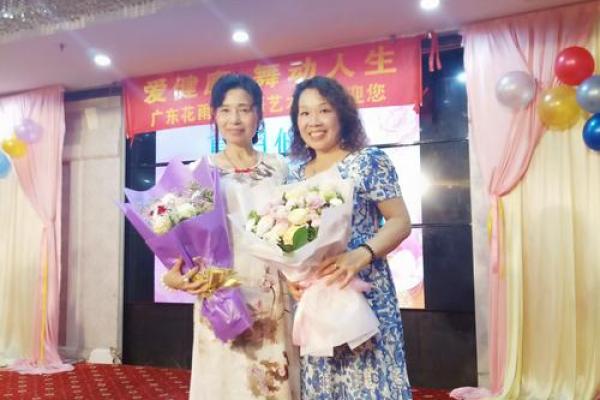 蝴蝶采花命格:绽放人生的美丽秘诀与启示 蝴蝶采花命格:绽放人生的美丽秘诀与启示