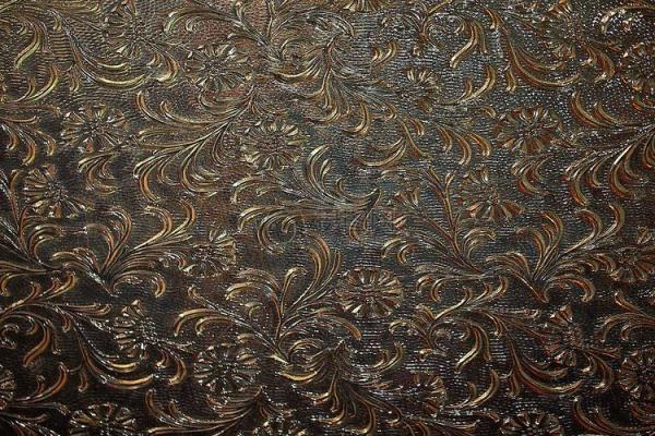 城墙土命与金饰:最适合的金属搭配艺术 城墙土命与金饰:最适合的金属搭配艺术