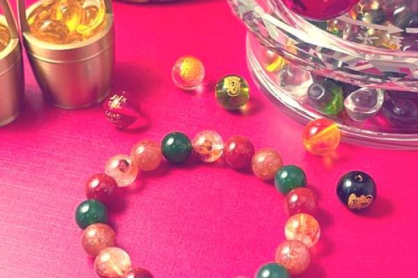 火命人佩戴什么合适:提升运势的珠宝与饰品推荐 火命人佩戴什么合适:提升运势的珠宝与饰品推荐