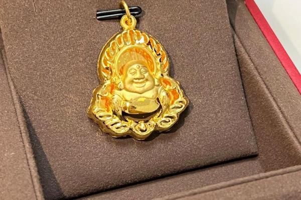 戴黄金的命理分析:哪些人最适合佩戴黄金饰品? 戴黄金的命理分析:哪些人最适合佩戴黄金饰品?