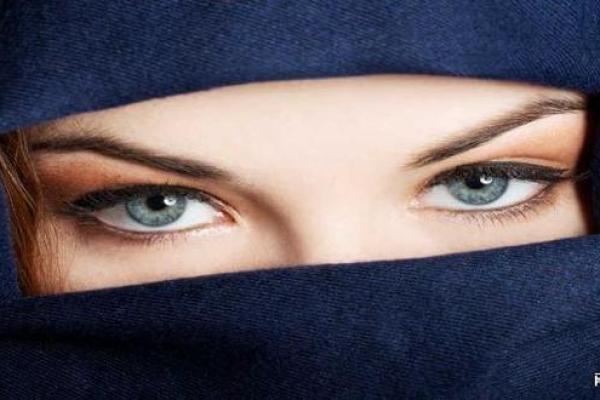 揭开二月命格女性的神秘面纱:她们的人生特点与魅力 揭开二月命格女性的神秘面纱:她们的人生特点与魅力