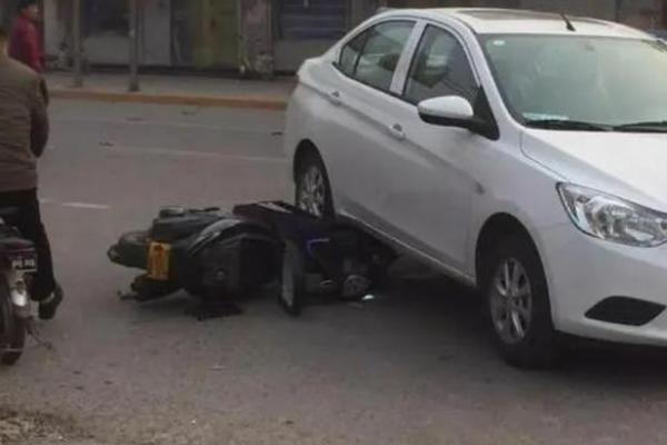 被车撞死的人都是什么命?探索命运与意外的关系 被车撞死的人都是什么命?探索命运与意外的关系