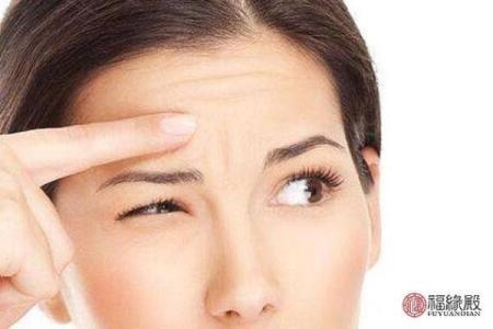 1998年出生的女性命运：探索她们的性格与人生轨迹