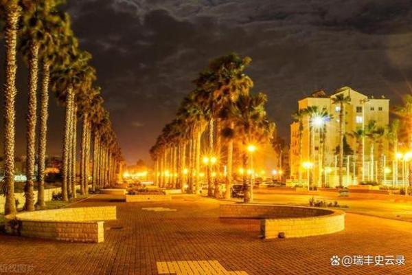 1972年10月的命运：探索变迁与新机遇的交汇点