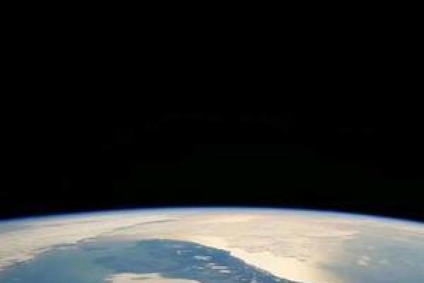 海中金命的神秘与魅力:探索命理中的深海财富 海中金命的神秘与魅力:探索命理中的深海财富