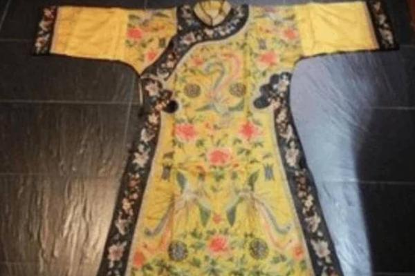 古代文臣命短的谜团：聪明才智与身影的交错之路