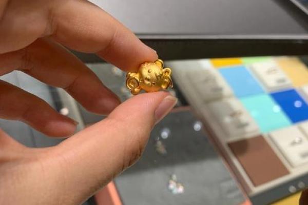 刀锋金命,光芒四射的神秘首饰选择指南! 刀锋金命,光芒四射的神秘首饰选择指南!