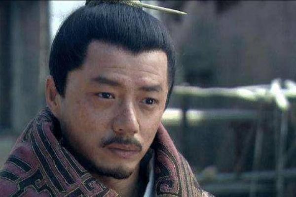 韩信命葬未央：英雄的归宿与历史的沉思