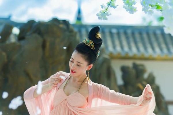 揭秘十二星座：哪些丫鬟命运最好？