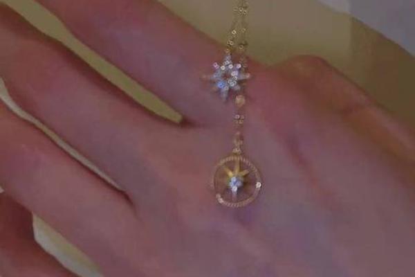 巧妙饰品,助力妻子之美,命里所带的幸福光芒! 巧妙饰品,助力妻子之美,命里所带的幸福光芒!