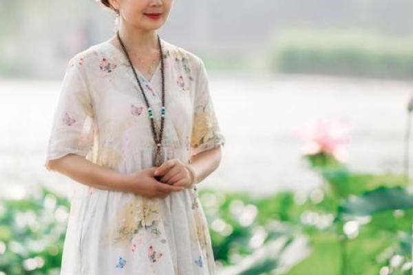 石榴木命的独特特征与生活艺术：一种鲜活的生命体验