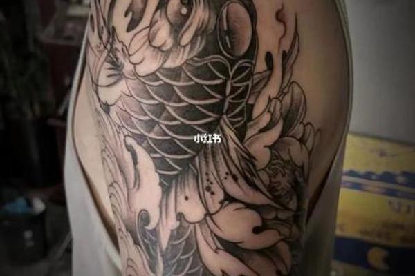 水命人的纹身选择:象征与寓意的完美结合 水命人的纹身选择:象征与寓意的完美结合