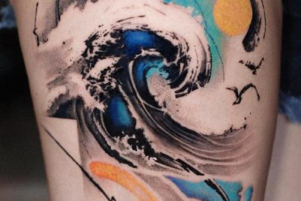 水命的人适合纹什么？解密水命个性的纹身艺术