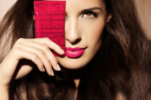 女子嘴唇厚与命运：美丽背后的深刻解析