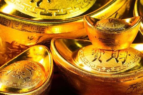 泉水命的魅力：如何选择合适的饰品来提升运势与气质