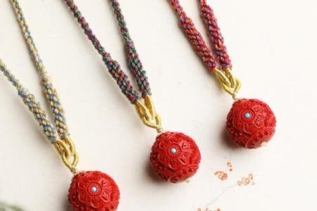 松柏木命适合的首饰：让你的运势更上一层楼！