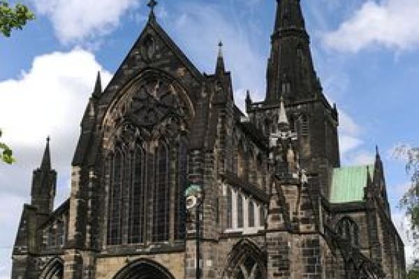 平地木命男孩与命中注定的良缘：灵魂伴侣的寻找之旅