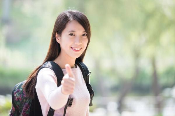 女孩成长中的黄金命运：年龄与机遇的魔力