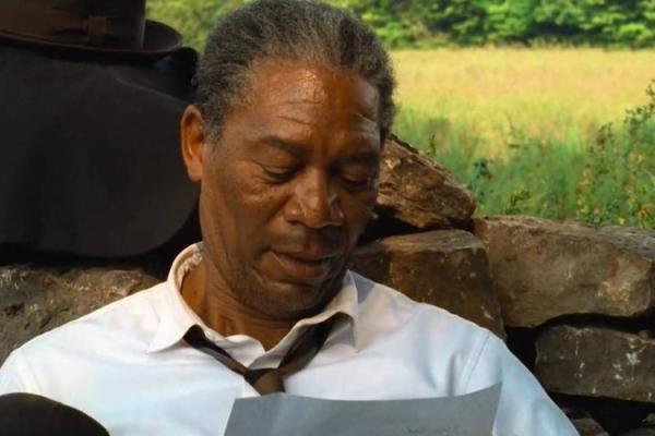 1945年出生的人命运解析：生活中的风雨与光辉