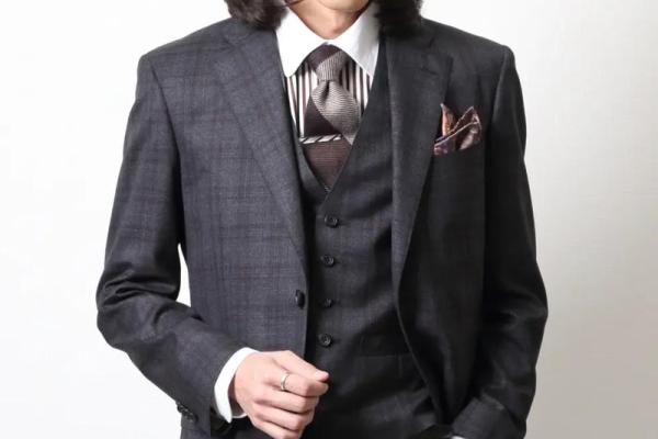 23岁大龙的命运之路：背负梦想的年轻人生而不同！