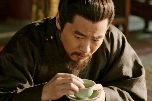 男人牙齿往里勾,命运似乎被悄然改变! 男人牙齿往里勾,命运似乎被悄然改变!