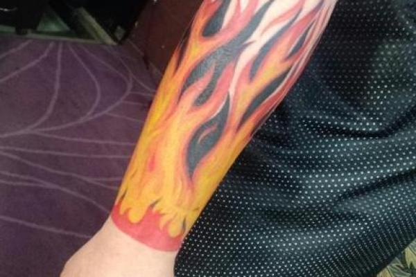 火命纹身:焚烧生命激情的图案选择指南 火命纹身:焚烧生命激情的图案选择指南