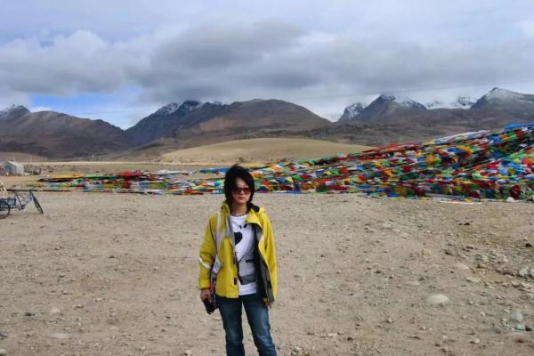 1976年10月的命运交织,绽放属于那年的故事与回忆 1976年10月的命运交织,绽放属于那年的故事与回忆