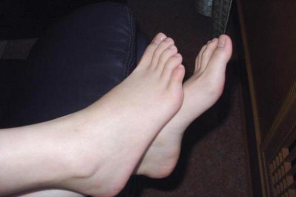 从看脚中洞察人生:解读脚部特征与命运的秘密 从看脚中洞察人生:解读脚部特征与命运的秘密