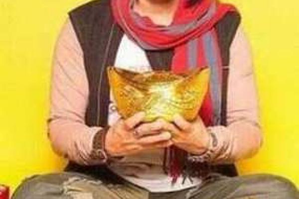 探寻李菲菲的命运之谜:名字背后的深意与启示 探寻李菲菲的命运之谜:名字背后的深意与启示