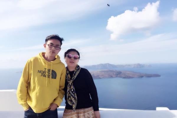 救过命的珠宝:那颗藏着生命奇迹的璀璨明珠 救过命的珠宝:那颗藏着生命奇迹的璀璨明珠