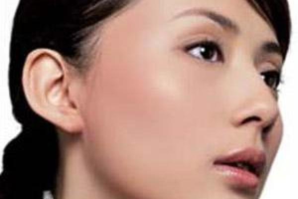 根据鼻子向外翻女人的命运解析:你知道吗? 根据鼻子向外翻女人的命运解析:你知道吗?