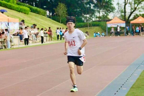 1994年8月的记忆:青春与梦想的交织篇章 1994年8月的记忆:青春与梦想的交织篇章