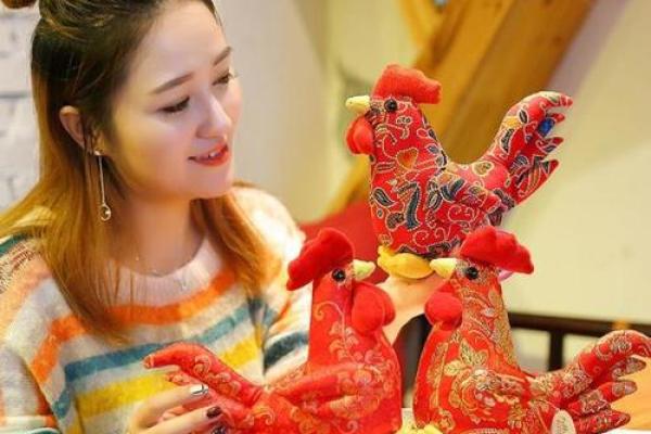 如何选择合适饰品提升命硬女生的运势与魅力 如何选择合适饰品提升命硬女生的运势与魅力