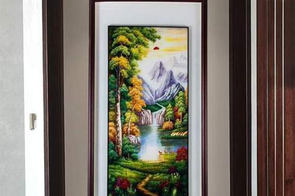 如何选择家中挂画,助力木命与水命的气场提升 如何选择家中挂画,助力木命与水命的气场提升