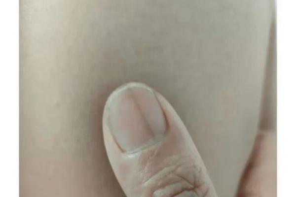 根据指甲形状揭秘:冠绝富贵命的秘密指甲! 根据指甲形状揭秘:冠绝富贵命的秘密指甲!